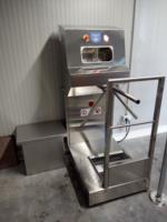 installazione-sanitik-stazione-pulizia-suole-igienizzazione-mani 